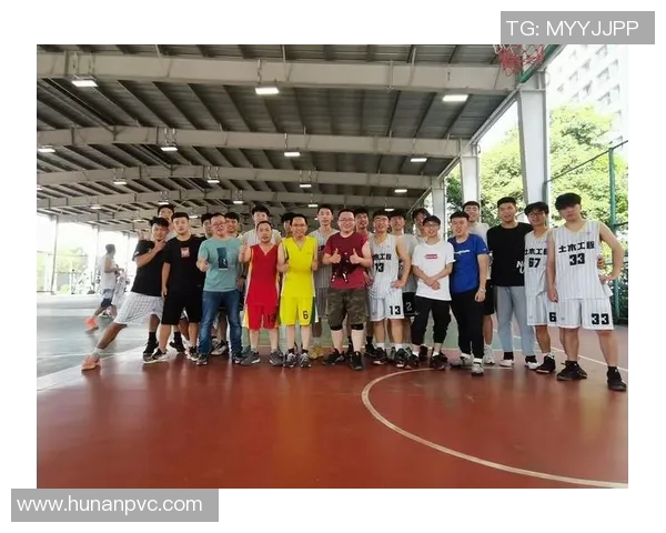 深圳篮球队荣登耐力排行榜首位展现卓越实力与团队精神